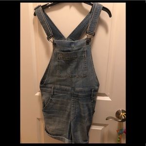 GAP short overalls size small